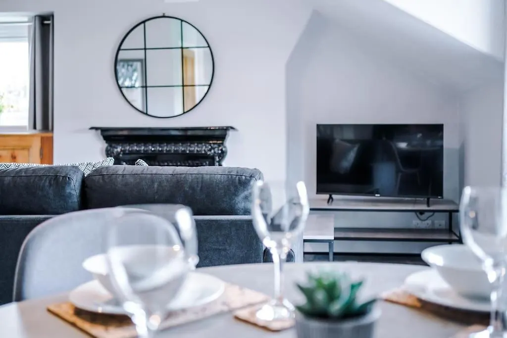 Apartment 2-Bed Victorian Oasis In Chester