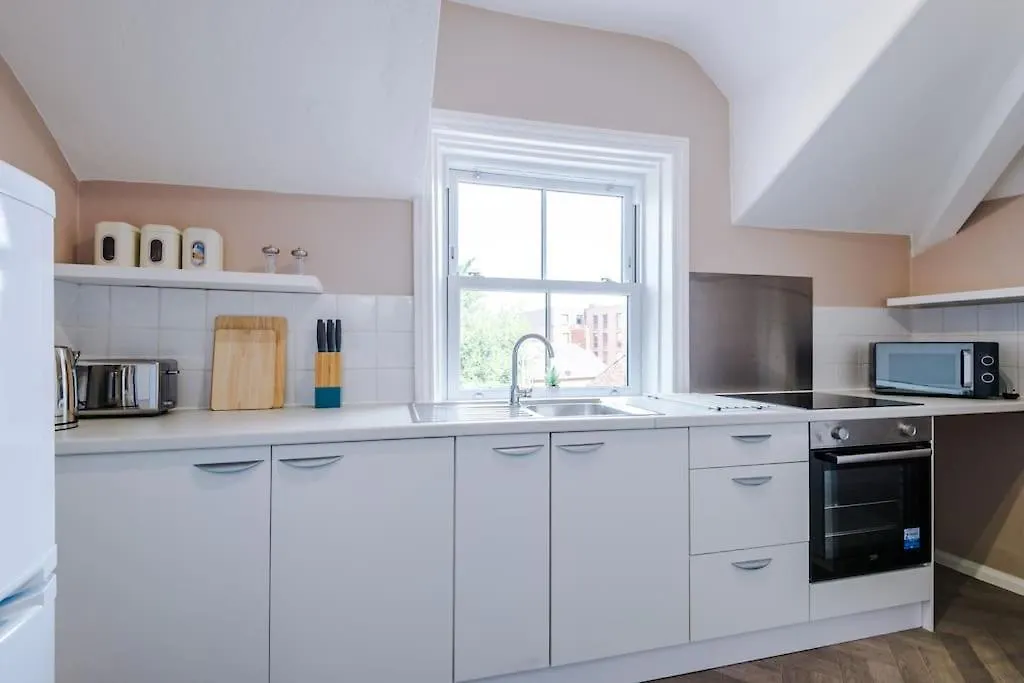 Apartment 2-Bed Victorian Oasis In Chester